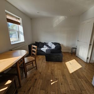 LOUNGE AREA- click for photo gallery